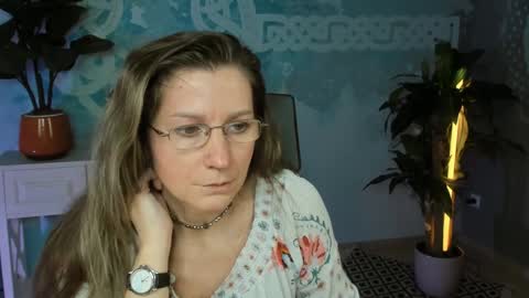 Snapshot of fridatander chatting on January 2025 09:05:01 AM Frida Tander online show from January 2025 09:05:01 AM