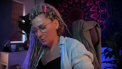 Frida Tander online show from June 2026 05:09:02 AM