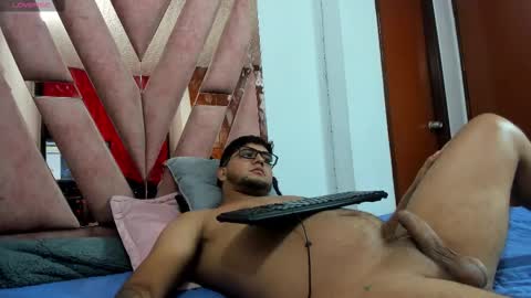 Carolina and Robert online show from February 2026 04:38:02 AM