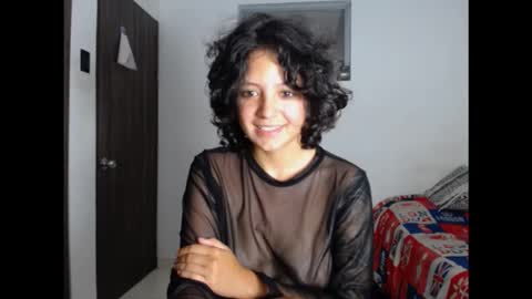 frikisa online show from February 2026 08:46:02 PM