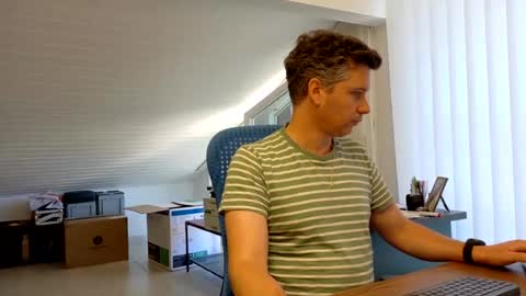 Francois online show from July 2026 08:54:01 AM