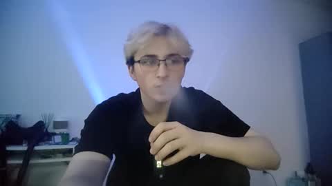 Snapshot of frill1 chatting on March 2026 12:18:01 PM frill1 online show from March 2026 12:18:01 PM