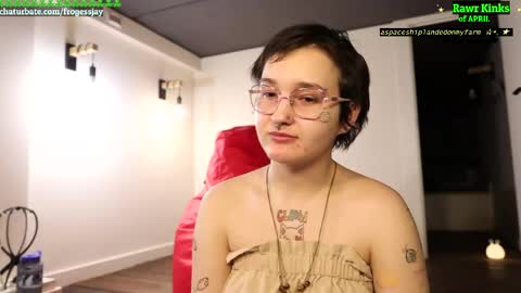   Jaywise Frogfoot  online show from April 2026 05:44:01 PM