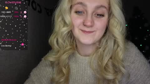 Snapshot of frosty_blueberries4 chatting on January 2025 11:01:02 PM ANA online show from January 2025 11:01:02 PM