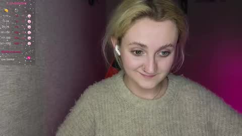 Snapshot of frosty_blueberries4 chatting on February 2025 03:48:02 PM ANA online show from February 2025 03:48:02 PM