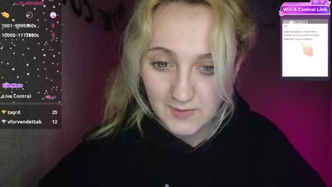 Snapshot of frosty_blueberries4 chatting on February 2025 05:29:02 PM ANA online show from February 2025 05:29:02 PM