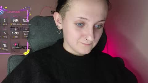 Snapshot of frosty_blueberries4 chatting on September 2025 10:00:02 PM ANA online show from September 2025 10:00:02 PM