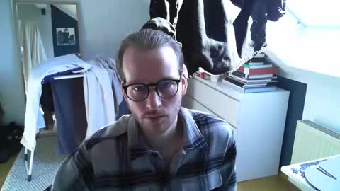 Snapshot of frozenyoga chatting on February 2025 12:27:02 PM frozenyoga online show from February 2025 12:27:02 PM