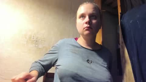 Snapshot of frumcake chatting on March 2025 12:19:02 PM FrumCake online show from March 2025 12:19:02 PM