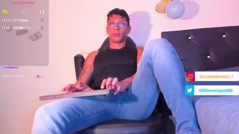 Snapshot of fuck_hardlove chatting on December 2024 01:14:01 AM Ricardodominic 1 MODELO INDEPENDIENTE online show from December 2024 01:14:01 AM