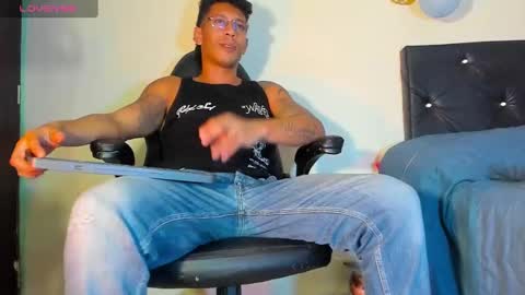 Snapshot of fuck_hardlove chatting on December 2024 03:00:02 AM Ricardodominic 1 MODELO INDEPENDIENTE online show from December 2024 03:00:02 AM
