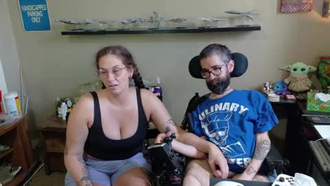 fuck_i_dunno online show from May 2026 08:39:02 PM
