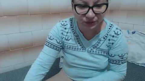 Snapshot of fuck_my_face chatting on December 2024 06:23:02 AM Ella online show from December 2024 06:23:02 AM