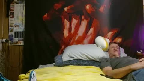 Snapshot of fuckanaries69 chatting on September 2025 04:17:02 AM Aries69 online show from September 2025 04:17:02 AM