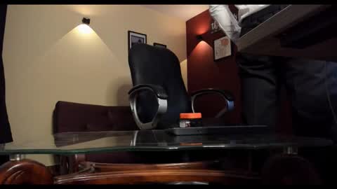 Snapshot of fuckerwate chatting on November 2025 07:57:02 PM SERGIO THE SEX LAWYER online show from November 2025 07:57:02 PM