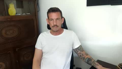 Snapshot of fuckforlife76 chatting on October 2025 11:00:01 AM Tony online show from October 2025 11:00:01 AM