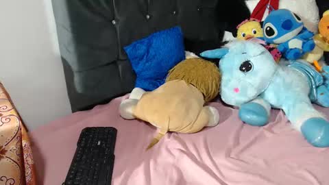 Snapshot of fucking_temptation1 chatting on December 2024 05:31:02 AM Mia and Gary online show from December 2024 05:31:02 AM