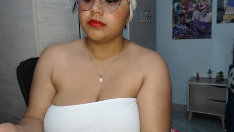 Snapshot of fucking_temptation1 chatting on October 2025 02:20:02 AM Mia and Gary online show from October 2025 02:20:02 AM