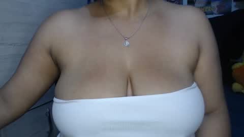 Snapshot of fucking_temptation1 chatting on October 2025 03:07:02 AM Mia and Gary online show from October 2025 03:07:02 AM