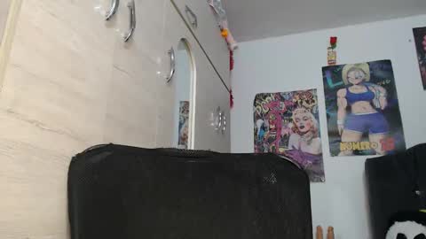 Snapshot of fucking_temptation1 chatting on November 2025 01:44:01 AM Mia and Gary online show from November 2025 01:44:01 AM