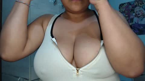 Snapshot of fucking_temptation1 chatting on December 2025 02:28:01 AM Mia and Gary online show from December 2025 02:28:01 AM