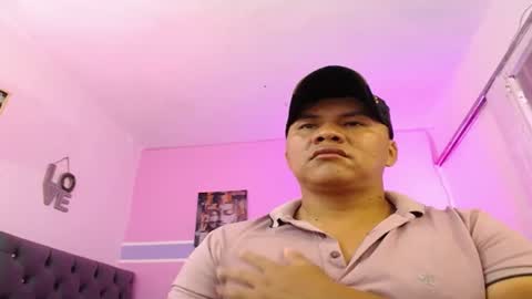 FUEGO MORO online show from June 2026 06:22:02 PM