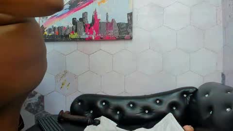 Snapshot of fuentes_anna chatting on October 2025 02:14:01 PM Anna Fuentes online show from October 2025 02:14:01 PM