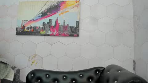 Snapshot of fuentes_anna chatting on October 2025 12:02:02 PM Anna Fuentes online show from October 2025 12:02:02 PM