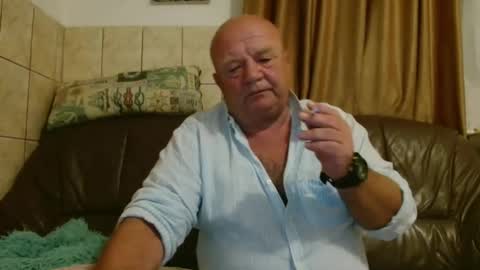 fullballs6 online show from September 2025 02:11:02 AM