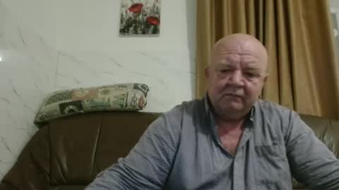 fullballs6 online show from December 2025 02:52:02 AM