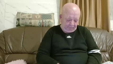 fullballs6 online show from March 2026 02:15:01 AM