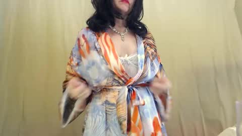 Snapshot of fun4tips chatting on February 2025 09:59:01 PM Fun4Tips online show from February 2025 09:59:01 PM