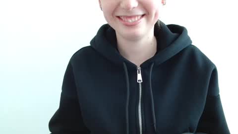 Emma online show from April 2026 10:05:02 AM