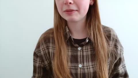 Emma online show from April 2026 05:49:01 AM