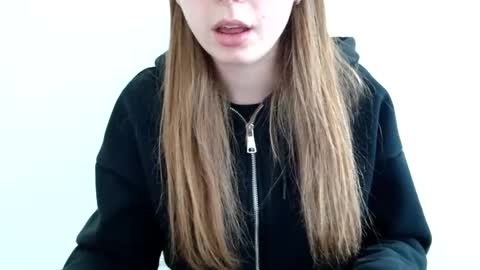 Emma online show from June 2026 10:07:01 AM