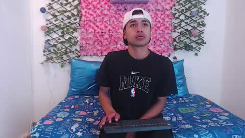 funny_and_horny online show from September 2025 09:23:02 AM