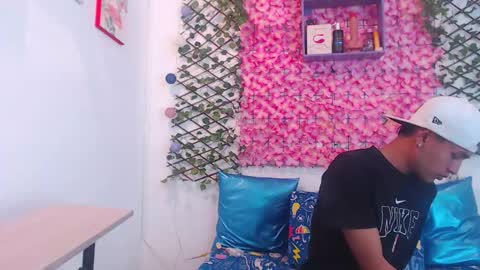 funny_and_horny online show from September 2025 07:28:02 PM