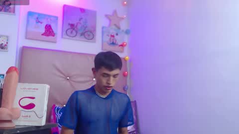 funny_and_horny online show from November 2025 04:06:02 AM