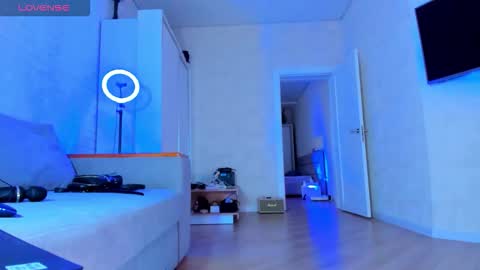 Just yours blondi 3 online show from September 2025 01:23:02 PM