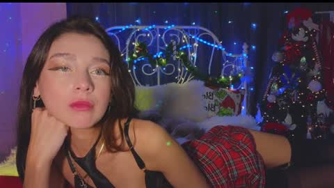 Tiffany online show from December 2024 01:03:02 AM