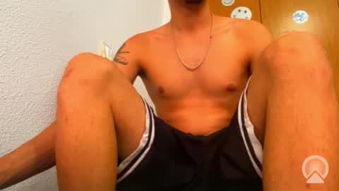 Snapshot of fxlm69 chatting on October 2025 11:05:01 AM fxlm69 online show from October 2025 11:05:01 AM