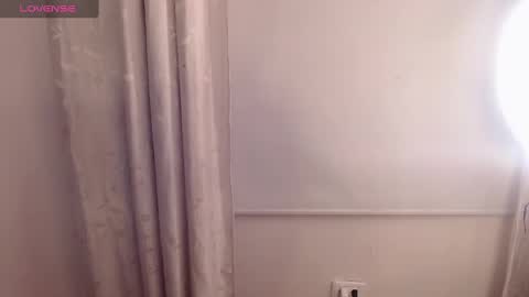 FIRE AND FOX online show from February 2025 05:38:02 PM