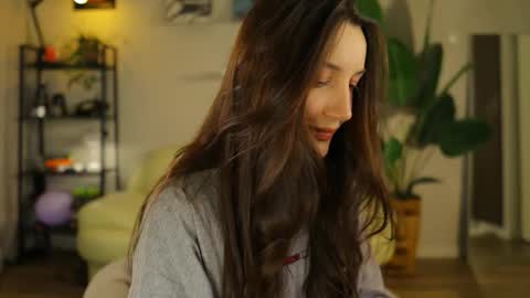 G online show from November 2025 05:58:02 PM