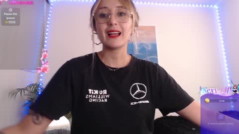 Snapshot of gabb_rioss chatting on January 2025 04:34:01 PM Gabriela online show from January 2025 04:34:01 PM