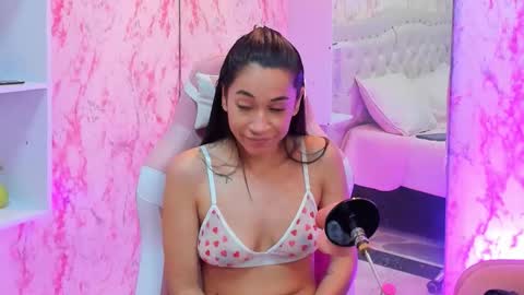Gabbie online show from October 2025 11:43:01 AM
