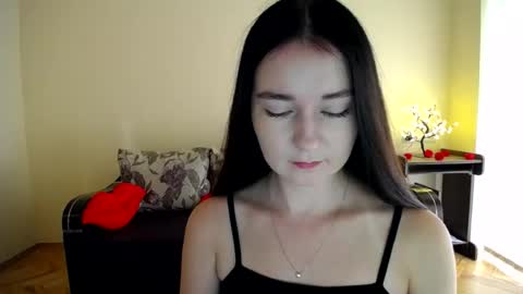 Snapshot of gabby_di chatting on July 2026 09:12:02 AM Jaklin online show from July 2026 09:12:02 AM