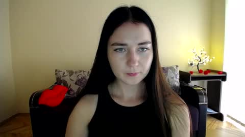 Snapshot of gabby_di chatting on July 2026 09:03:01 AM Jaklin online show from July 2026 09:03:01 AM