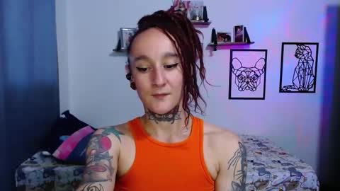 gabby_moon09 online show from October 2025 09:45:01 PM