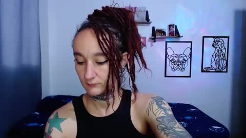 gabby_moon09 online show from October 2025 12:15:01 PM