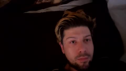 yeeah online show from December 2024 04:35:02 AM